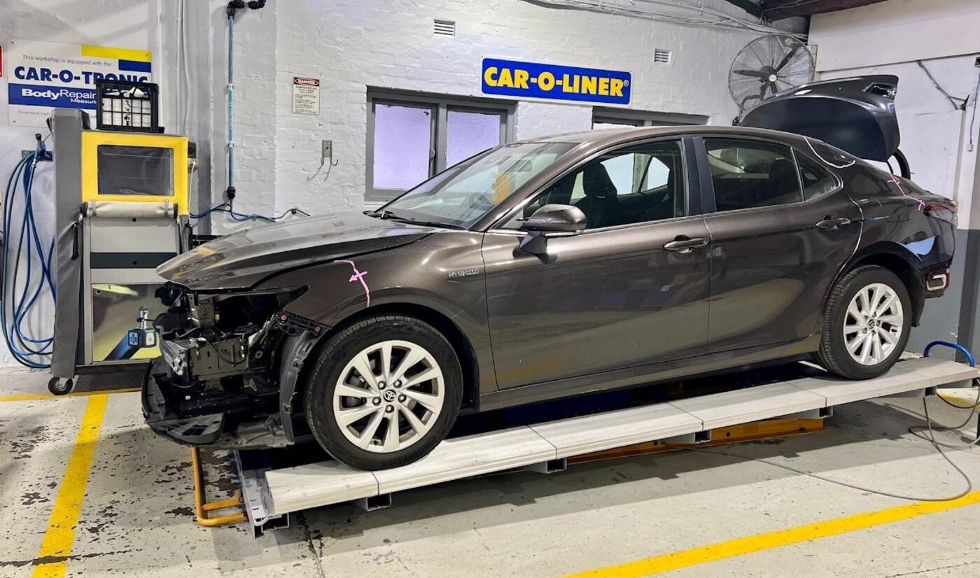 Car-O-Liner computerised chassis alignment bench at ABS Smash Repairs